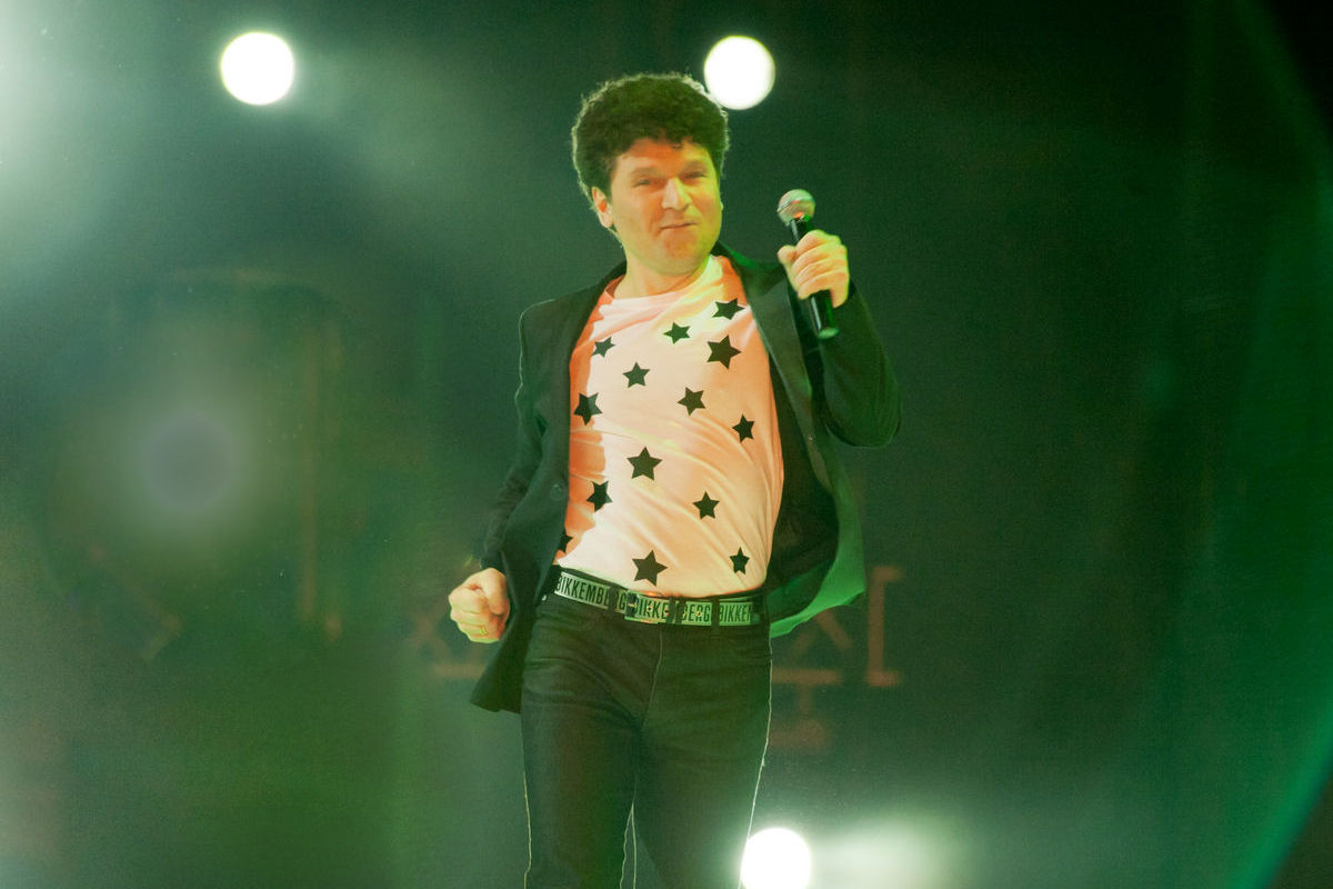 «Я, конечно, шоу-бизнес, но не настолько…»: певец Сергей Минаев об участии в новом сезоне «Суперстар!»