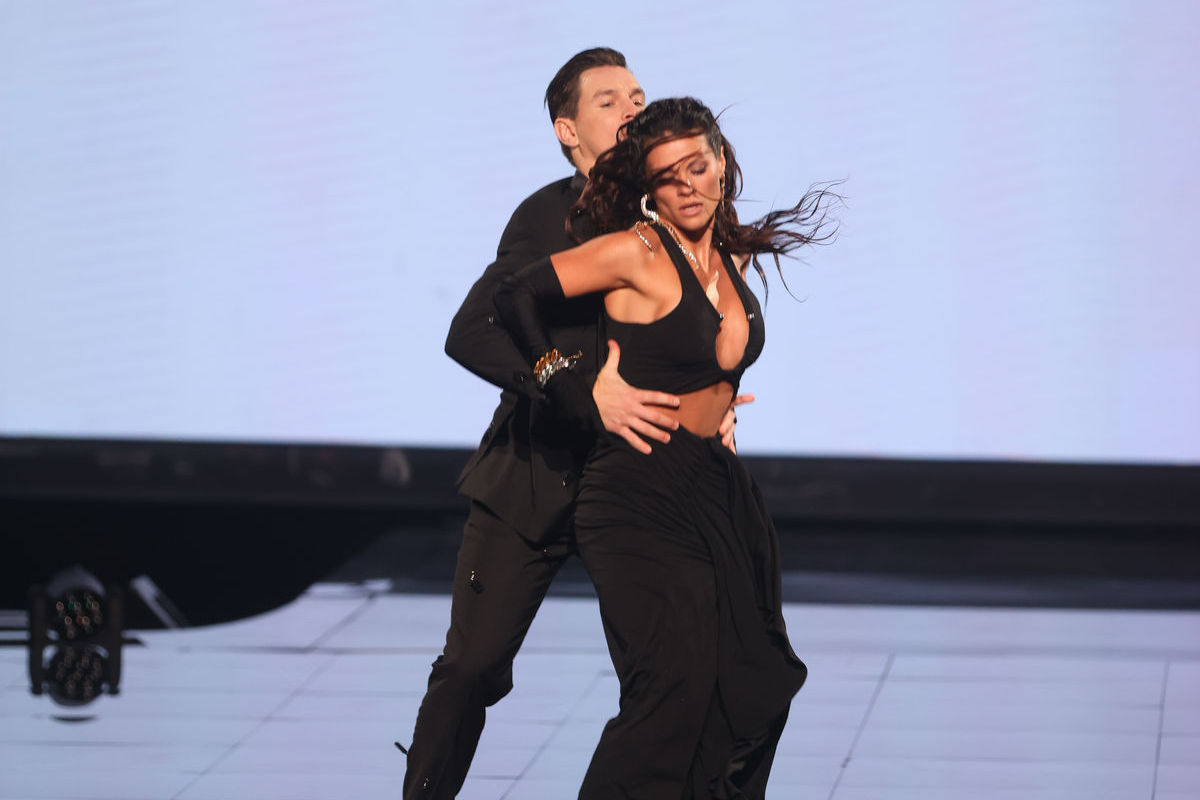 Танцы! Новые танцы на ТВ! Канал ТНТ объявил дату премьеры шоу «Звездные танцы»