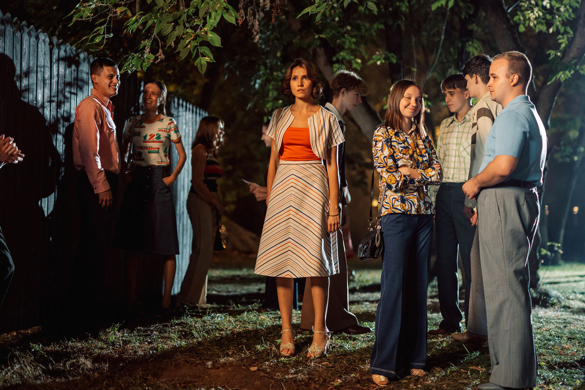 Лишь о тебе мечтая: Харатьян исполнит песни Жукова в драмеди «ВИА "Васильки"»