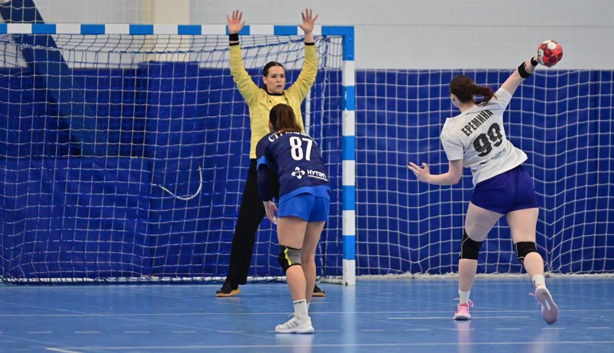 Женская битва грандов: смотрим женский гандбольный матч ЦСКА – «Лада» на канале «ТВ Спорт»