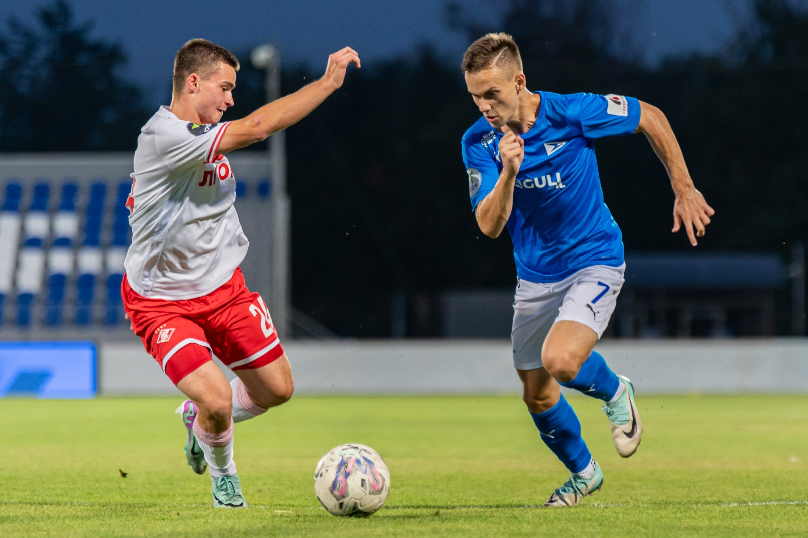 «Красно-белые» могут стать чемпионами: не пропускаем футбольные трансляции матчей ЮФЛ «Спартак» – «Чайка» на канале «Мяч»