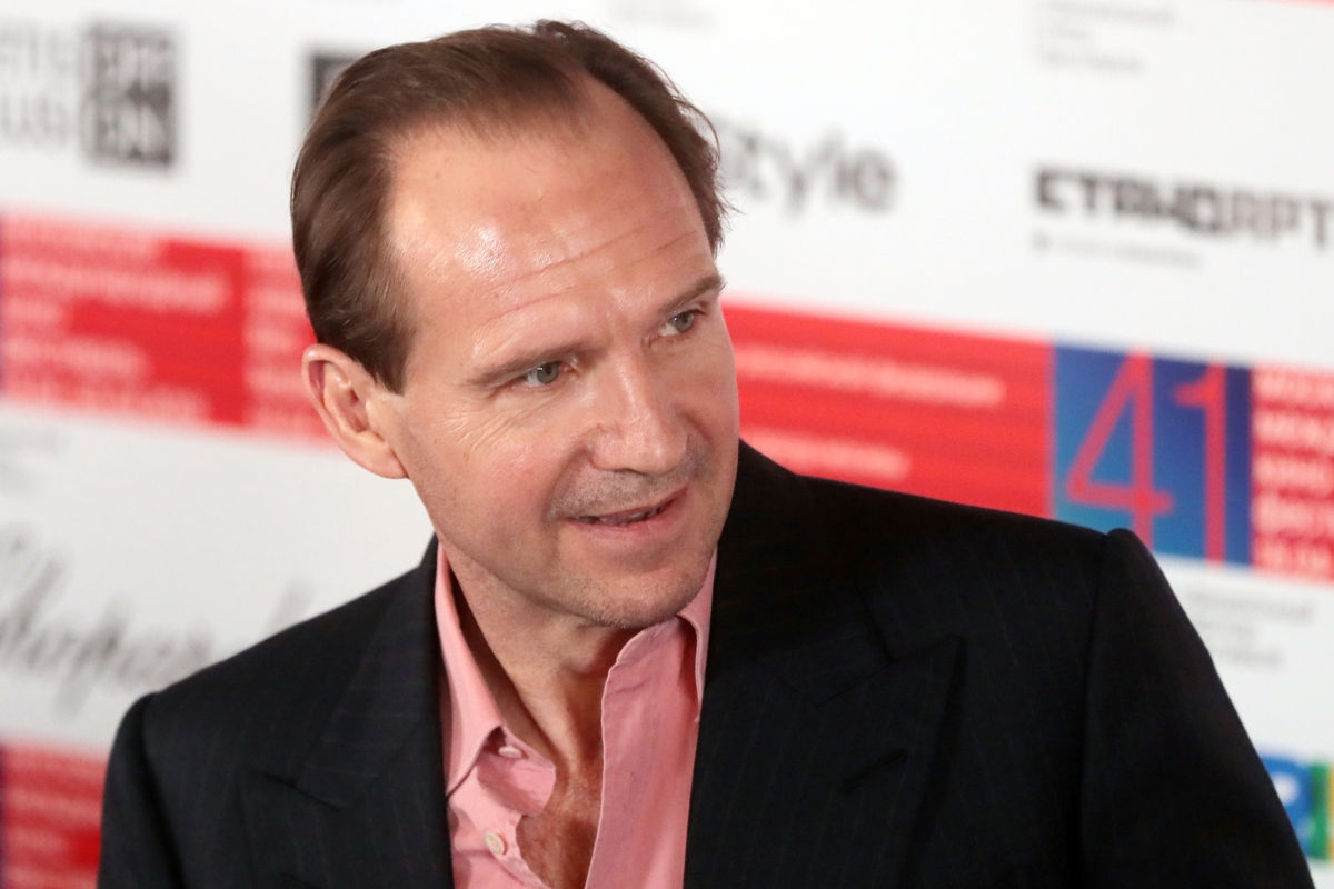 От магистра темных сил до католического священника: Топ-7 фильмов с участием Рэйфа Файнса