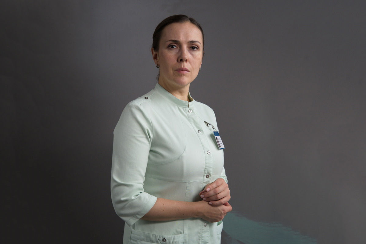 Первый канал запускает премьеру второго сезона рейтингового сериала «Спросите медсестру» с Еленой Пановой