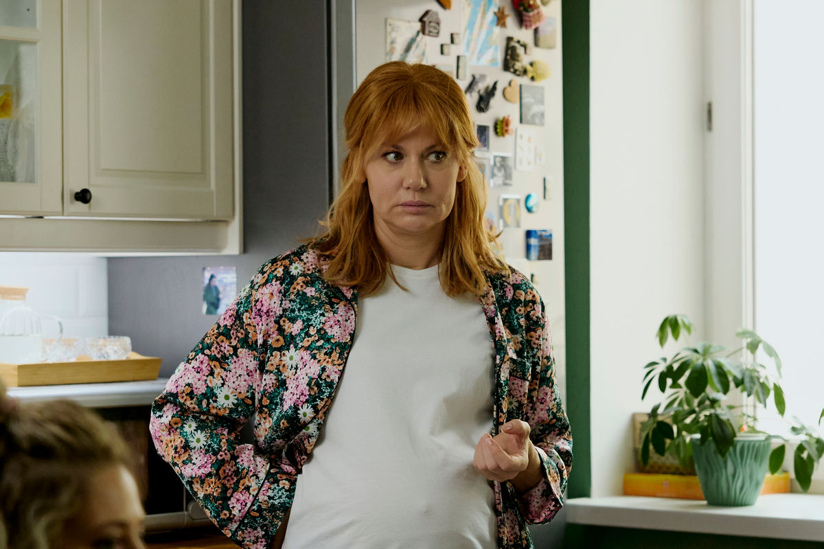 Актриса Елена Бирюкова в интервью о честности и сериале «Инкассаторы» на ТНТ