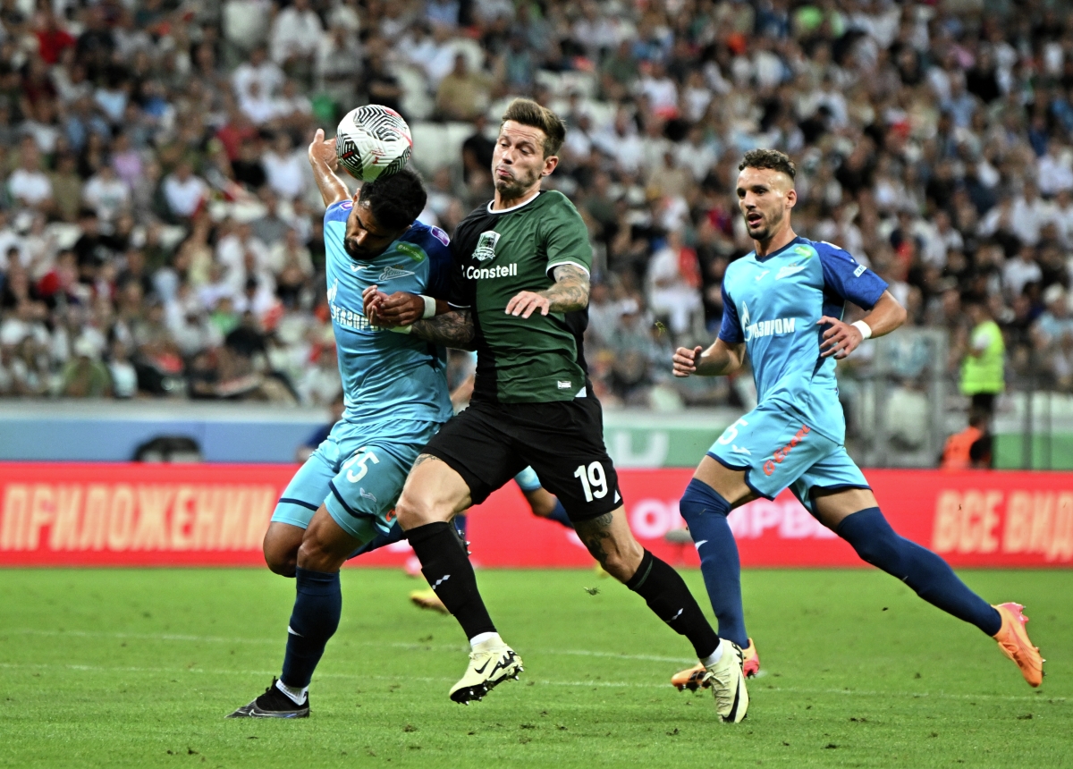 Схватка непобежденных на Кубани и московское дерби: смотрим суперматчи 10-го тура РПЛ «Локомотив» – «Спартак» и «Краснодар» – «Зенит» на телеканале «МАТЧ!»