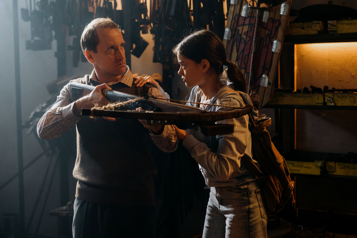 Известна дата телевизионной премьеры нового комедийного сериала «Осторожно, люди!» на СТС