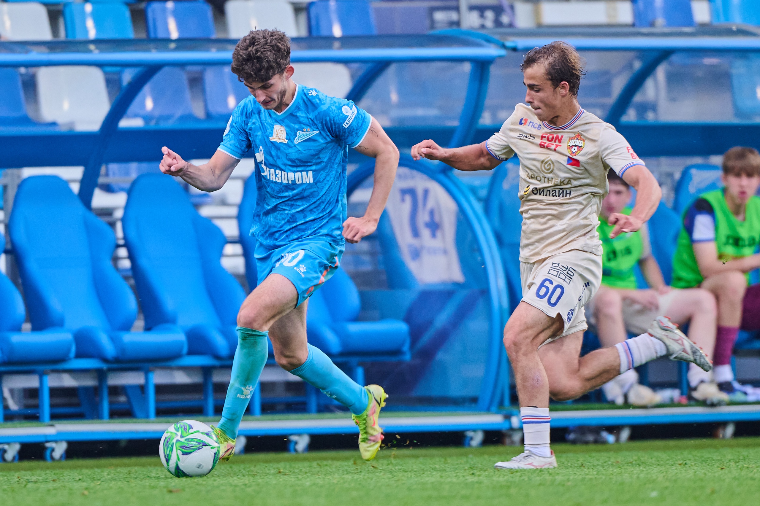 ЦСКА – «Краснодар», «Локомотив – Зенит», донское дерби и другие футбольные топ-матчи 14-го тура МФЛ на каналах «Мяч» и «ТВ Спорт»