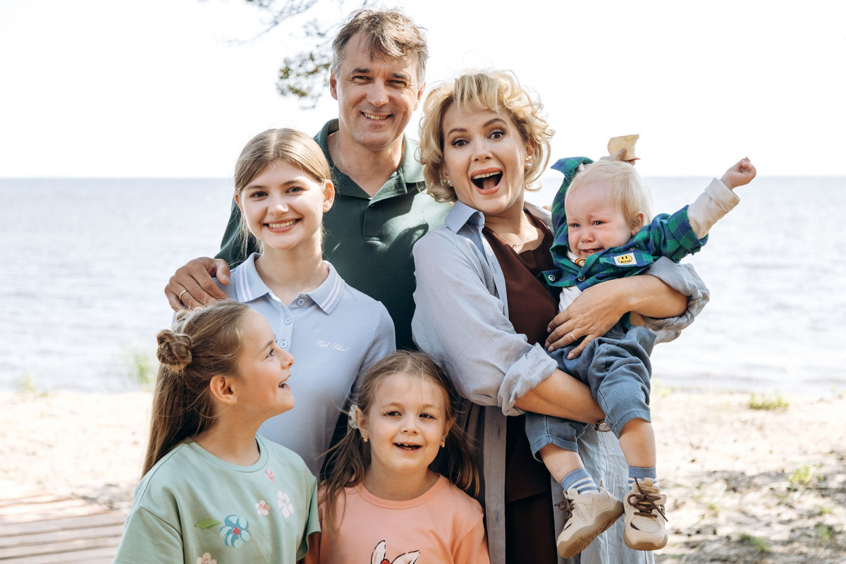 Телеканал «Россия 1» снимает пятый сезон детектива «Анна Медиум» с Порошиной и Трубинером