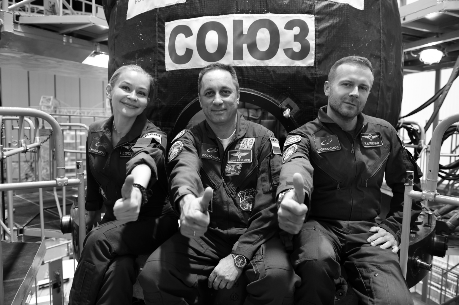 Прошла пресс-конференция с участниками киноэкипажа корабля «Союз МС-19»