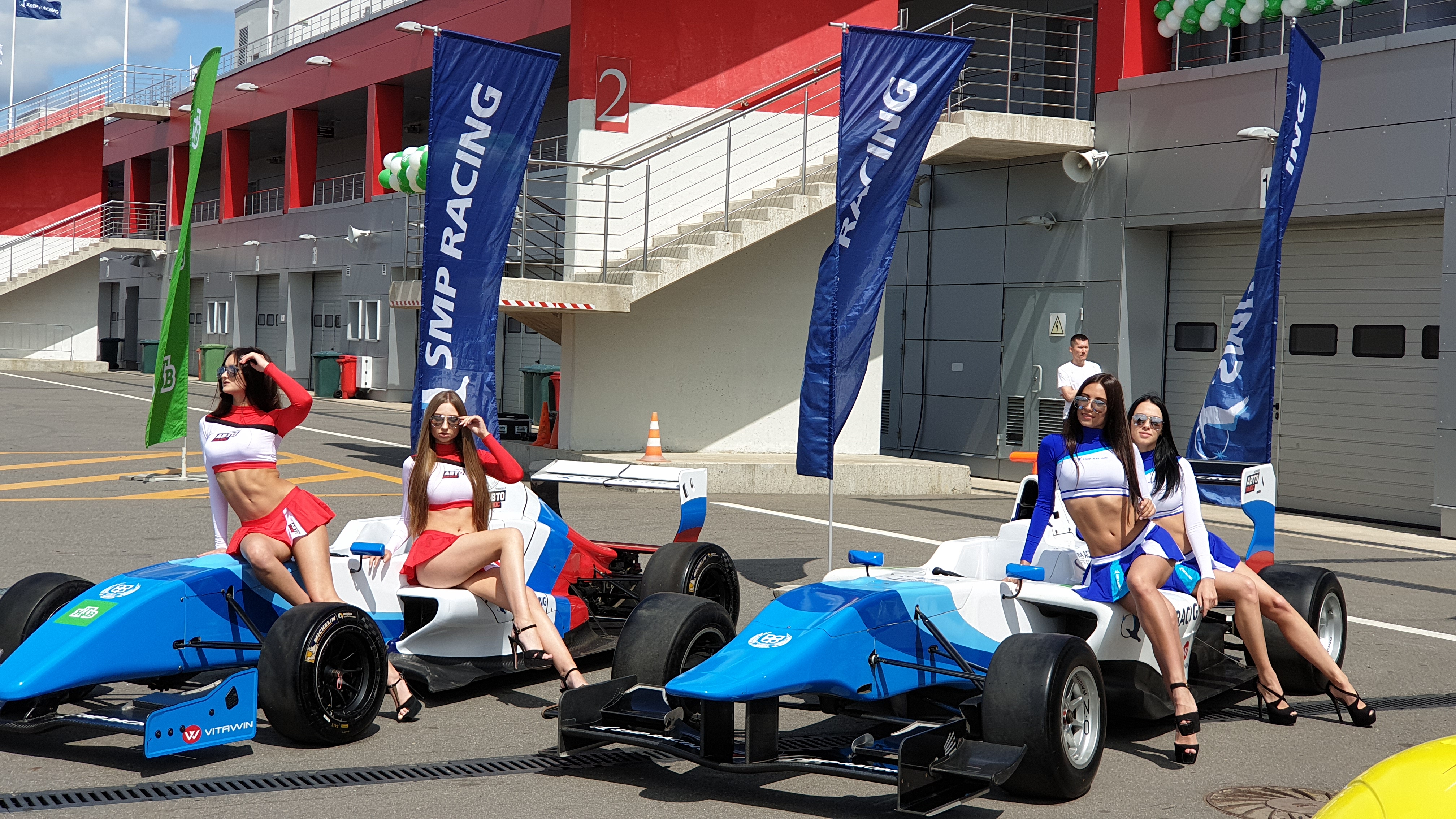 Автошоу Россия рулит!