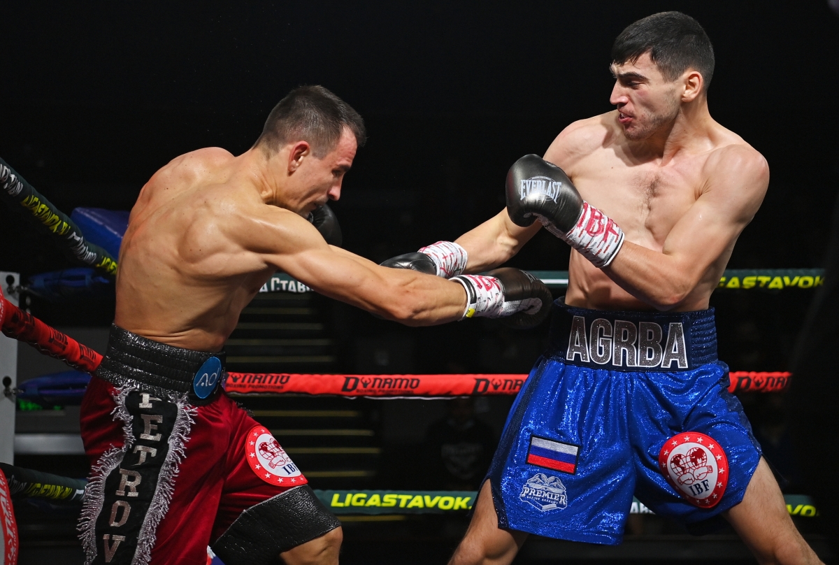 Вечер бокса в Петербурге: смотрим бои Кузьмин – Халидов, Агрба – Шинима и Тазабекова – Касвека на канале «МАТЧ!»