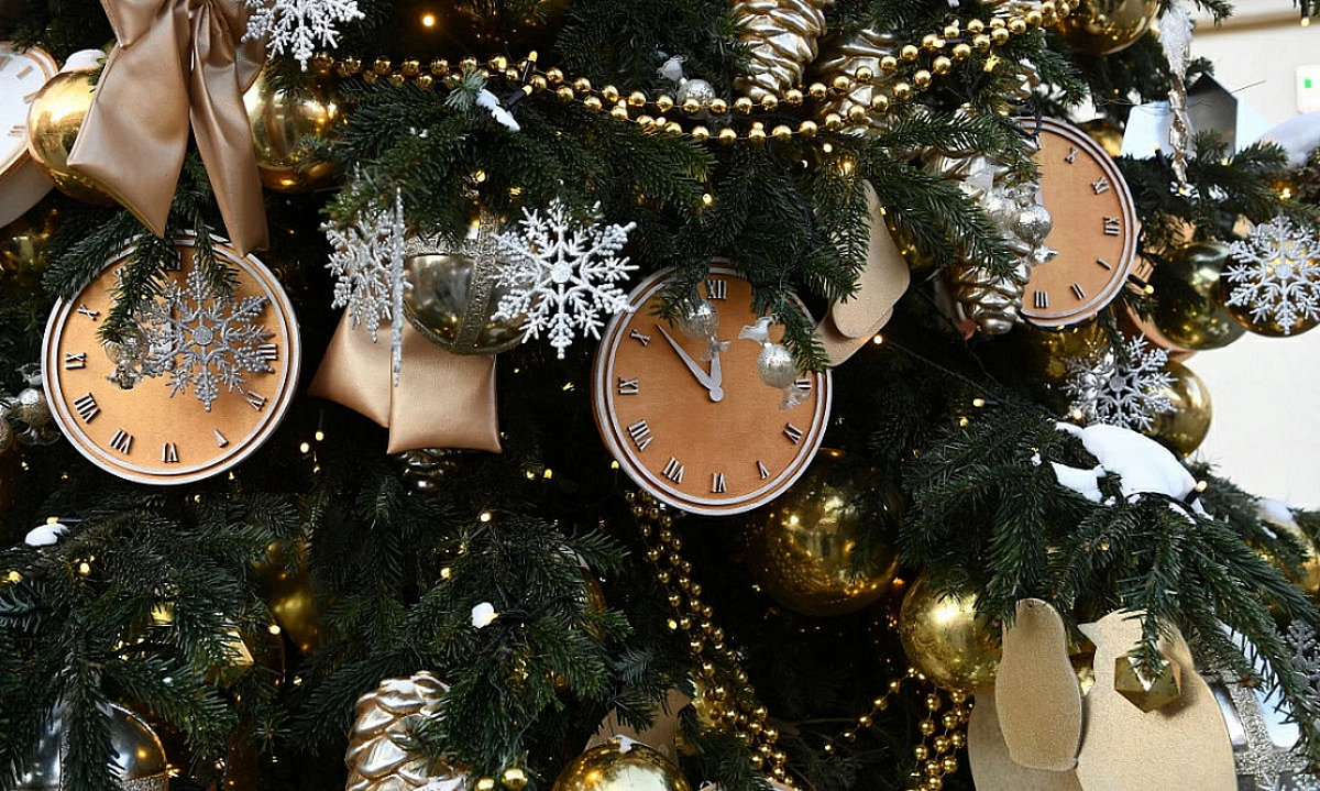 Новогодние песни от всей души: что смотреть 31 декабря и в главную ночь на телеканале «Россия 1»