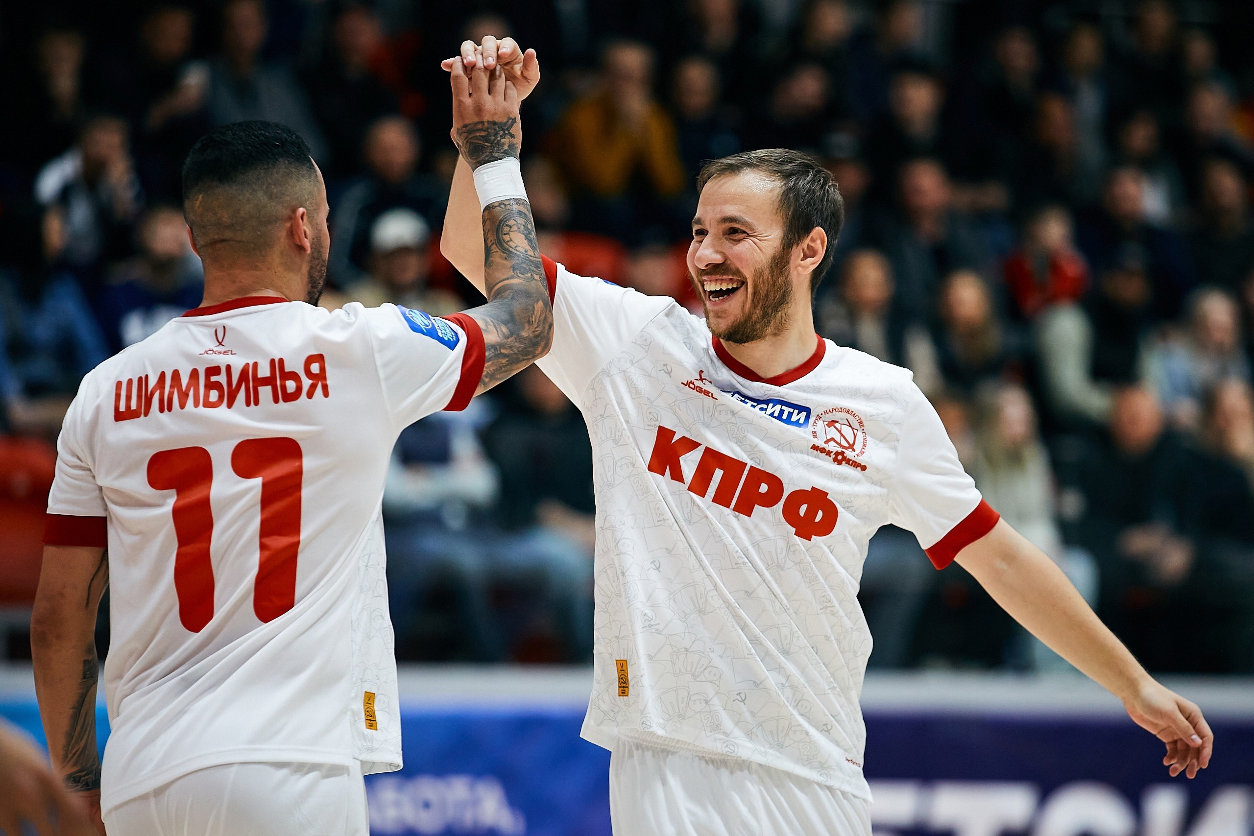 «Синара» лидирует, «Газпром-Югра» и КПРФ бьются друг с другом: смотрим 4-й тур мини-футбольной суперлиги на каналах «Футбольный», «Спортивный» и «Игра HD»