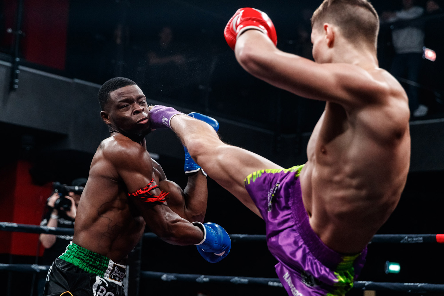 Скворцов против Иты, Конгклай проверяет Паедсанлека: не пропустите пятничный турнир лиги ONE на «МАТЧ! Боец»