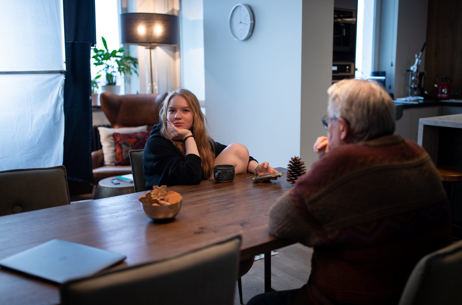 Юрий Стоянов против интернет-мошенников: премьеру сериала «Мамонты» тепло приняли на фестивале «Пилот»