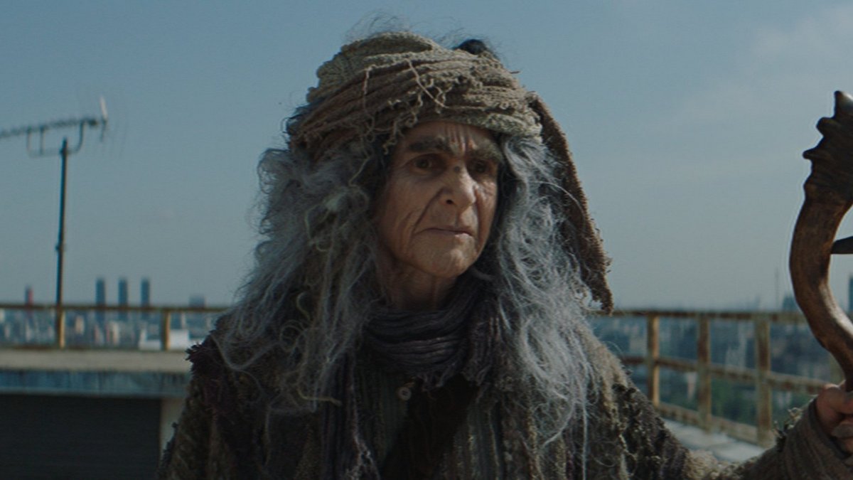 Старуха против Кощея в битве за лес: «Баба Яга спасает мир» на канале «Душевное» рассказывает о столкновении зла со злом в современном мире