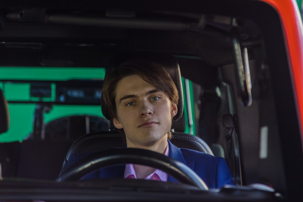 «Вопросы взросления всегда актуальны»: актер Максим Сапрыкин о новом сериале «Кукушонок» НТВ