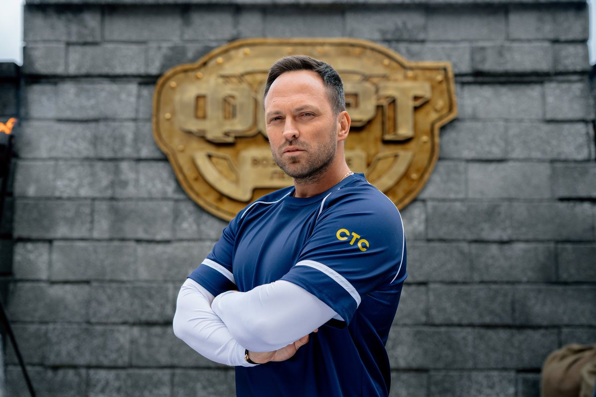 «Пицца с тараканами – невкусно, но сойдет»: Алексей Столяров – об участии в шоу «Форт. Возвращение легенды»