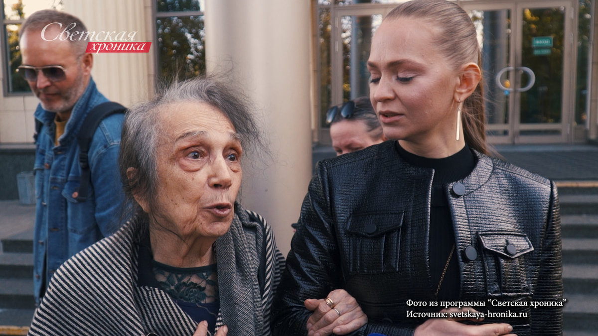 Подробности расставания Лепса и молодой блогерши: на Пятом канале выходит новый выпуск «Светской хроники»