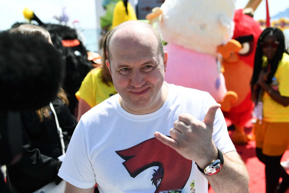 Большие планы: создатели «Холопа» снимут комедию с Сергеем Буруновым и Гариком Харламовым