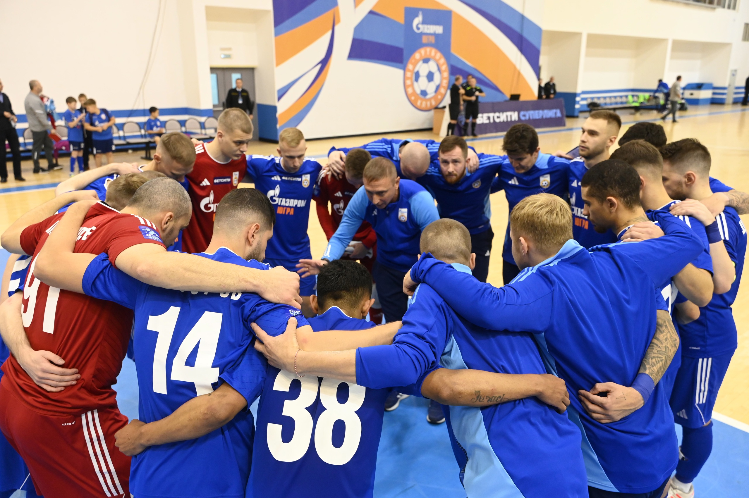 «Газпром-Югра» – «Норильский Никель», «Торпедо» – «Сибиряк», «Новая Генерация» – ЛКС: смотрим 5-й тур футзальной суперлиги на каналах «Мяч» и «ТВ Спорт»