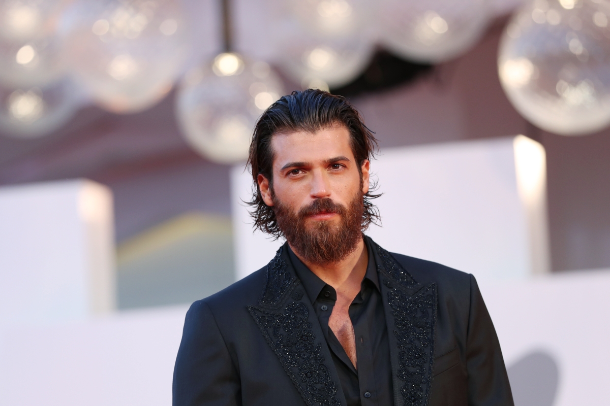 Турецкий красавчик едет в Россию: Джан Яман лично представит премьеру «Эль Турко» в Москве