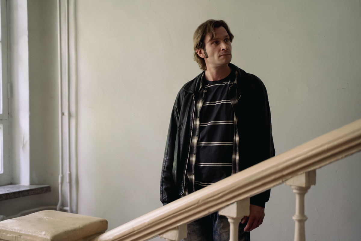 От создателей «Бати» и «Восьмидесятых»: СТС назвал дату премьеры нового комедийного сериала «Трешка»