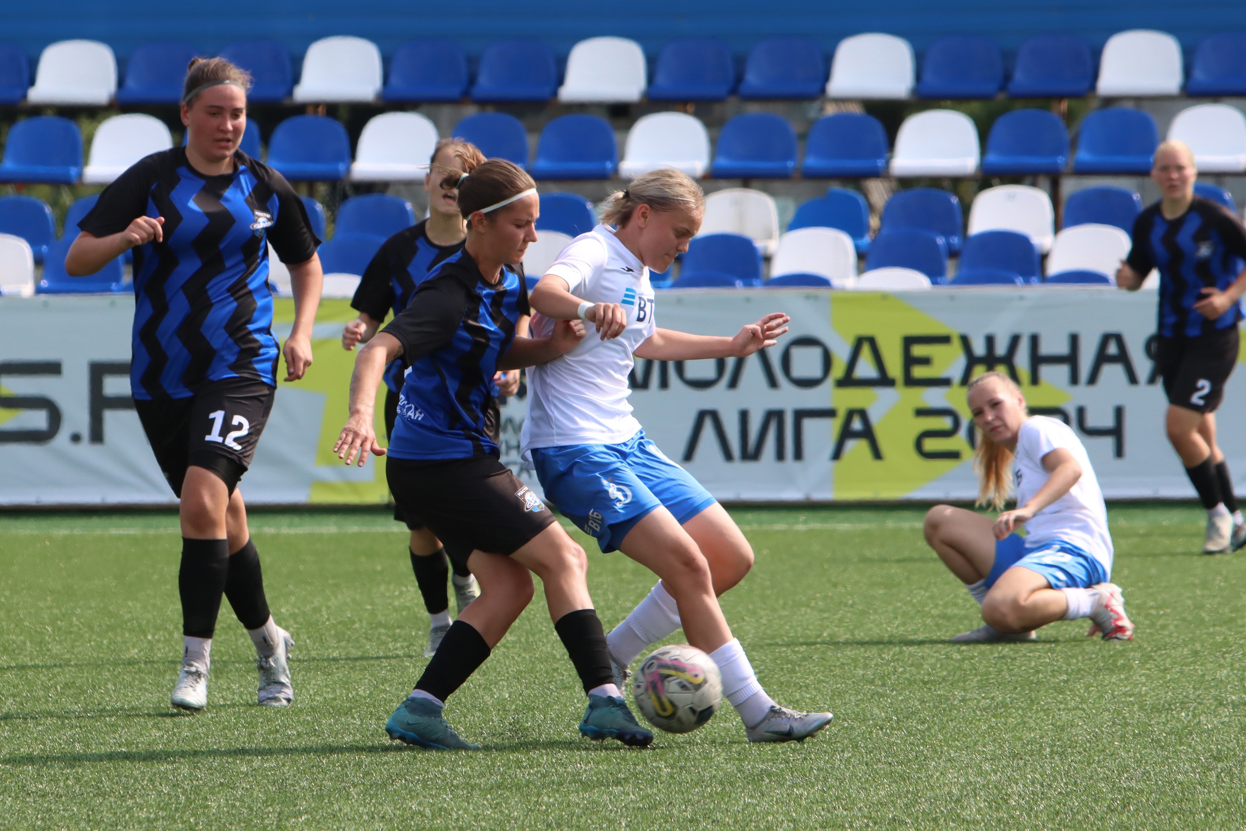 Важный матч в Подмосковье: смотрим игру Молодежной женской лиги «Мастер-Сатурн» – «Зенит» на канале «Футбольный»