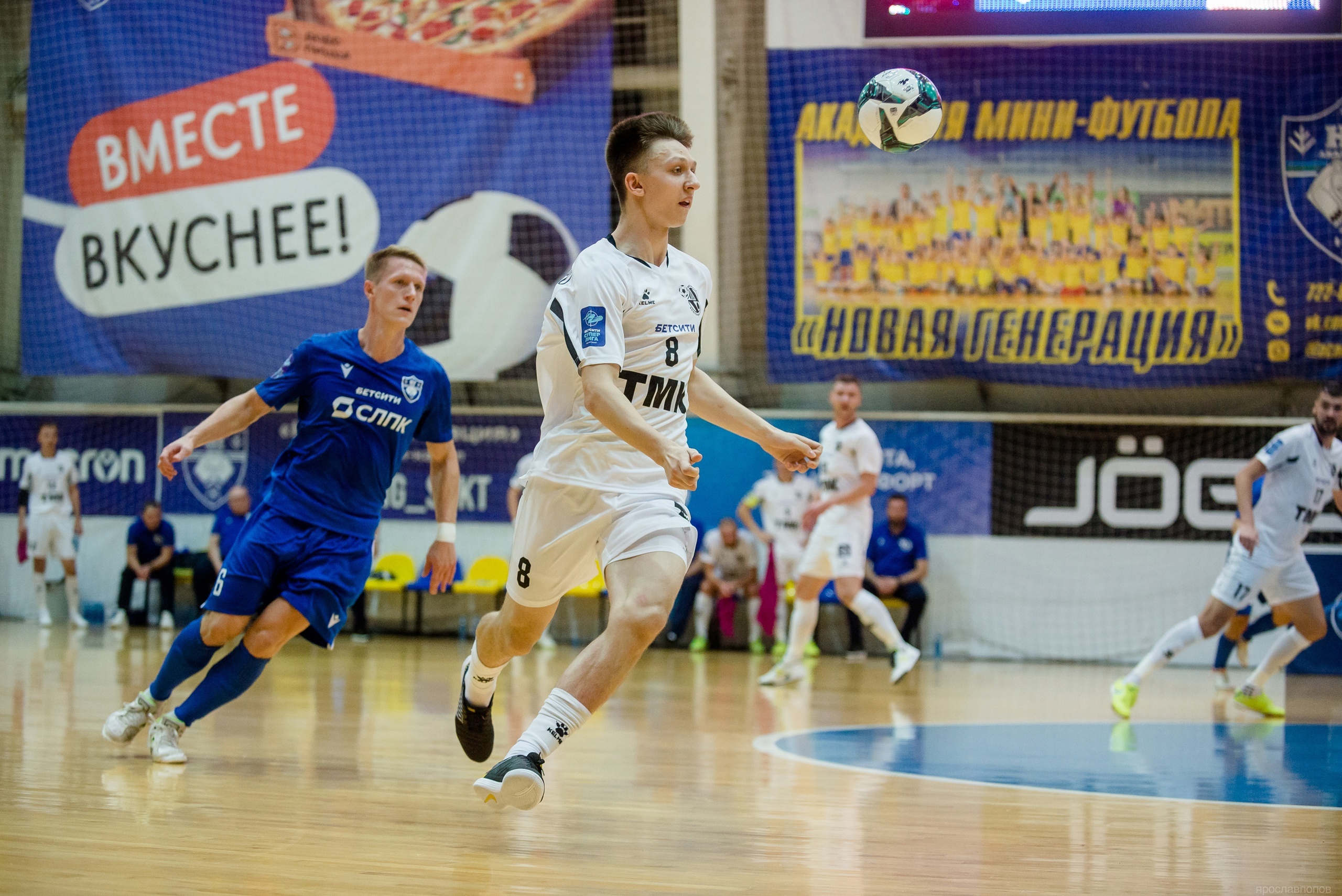 Третий турнир сезона: смотрим первый этап мини-футбольного Кубка лиги на каналах «Футбольный» и «Спортивный»