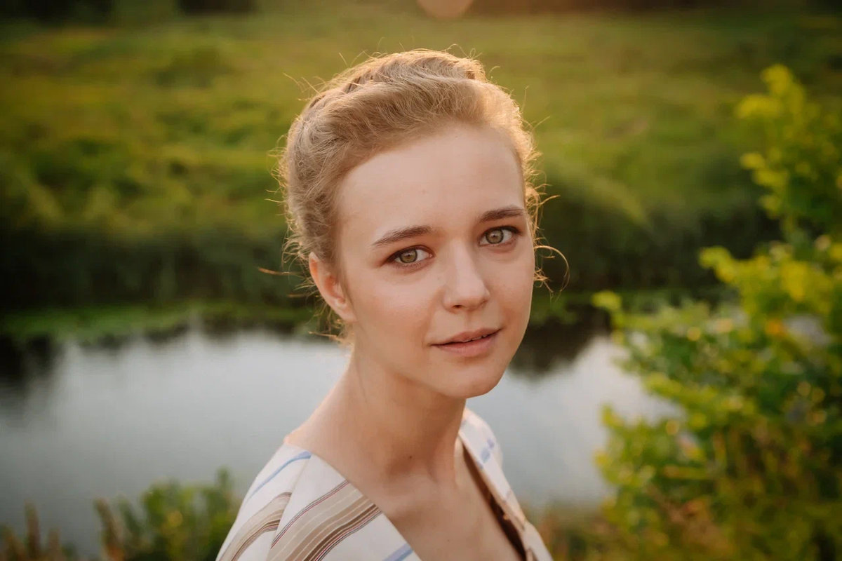 «Я – Люба!»: актриса Любовь Константинова – о премьере сериала «В парке Чаир» на Первом канале и своей героине