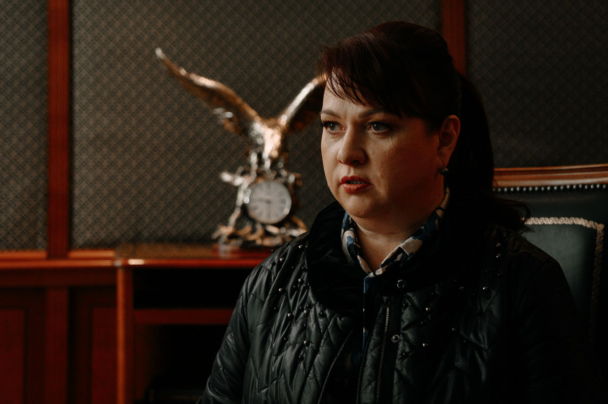 Новые фото: снимается третий сезон сериала «Сеструха» с Ольгой Картунковой