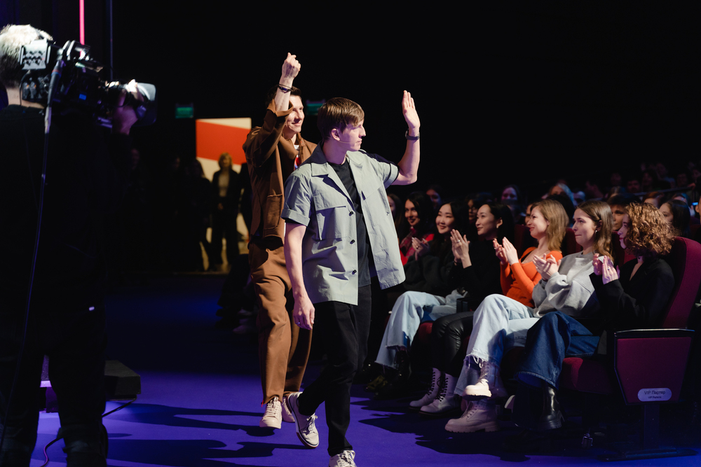 Не дали досмотреть: Алексей Щербаков пошел против других наставников в новом выпуске шоу «Лига городов»