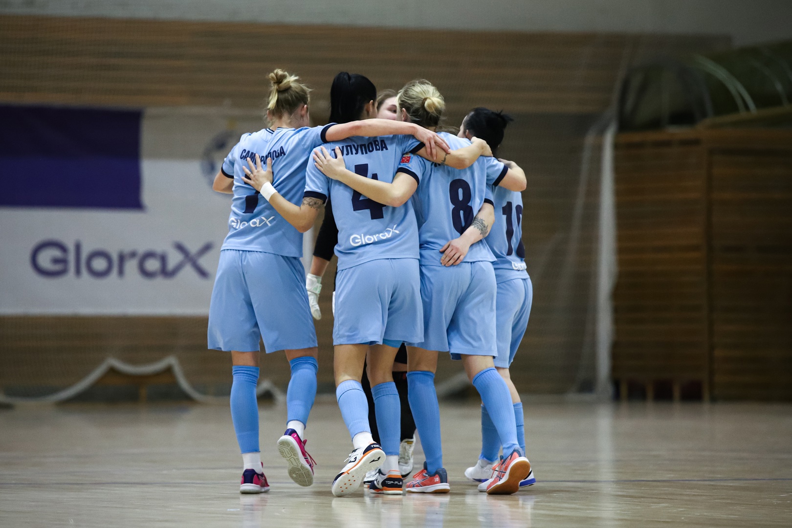 Две жаркие битвы девушек в Сургуте: смотрим женские футзальные матчи «Аврора» – «Норманочка» на канале «Мяч»