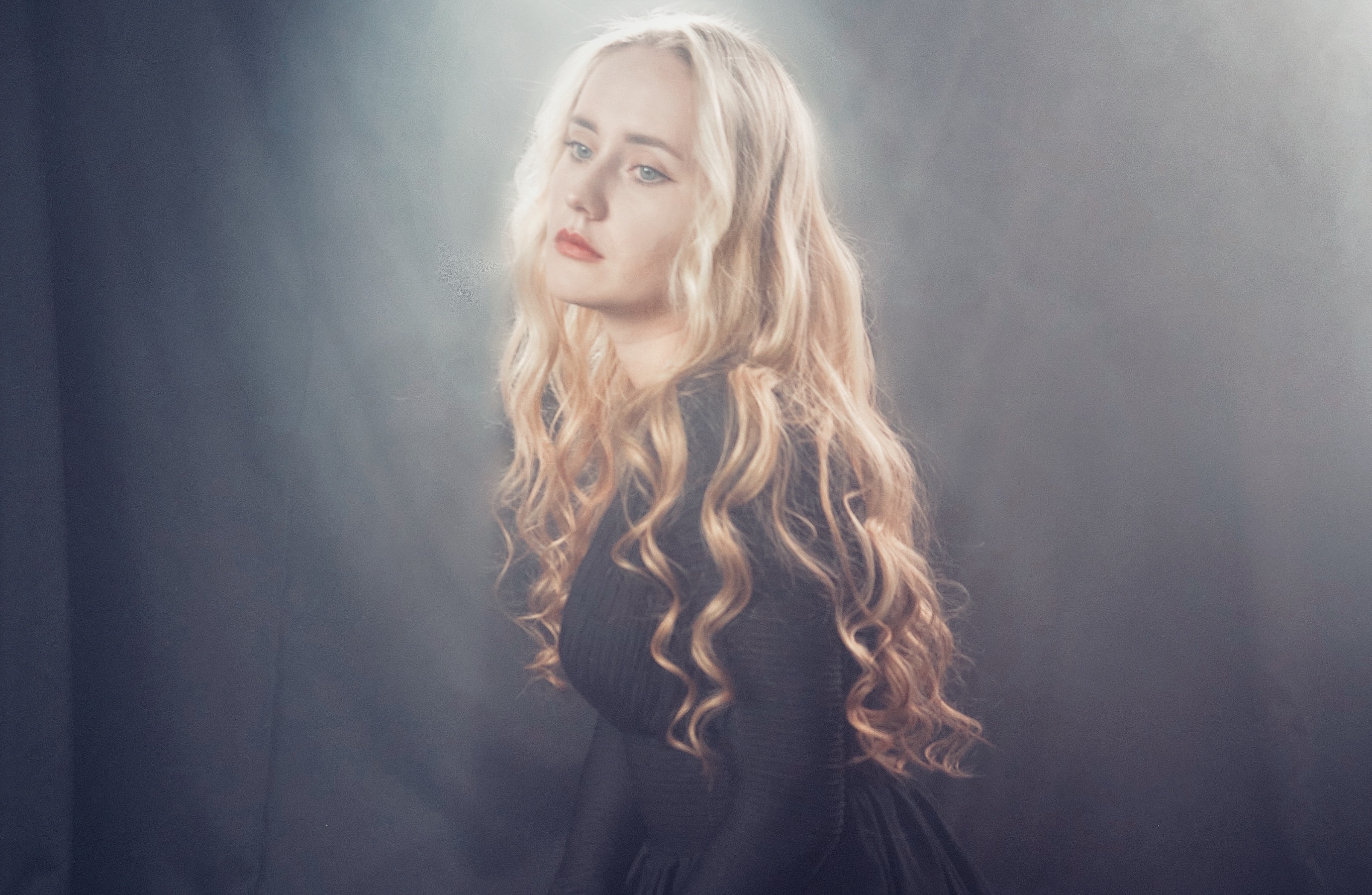 До самых уголков души: когда и где пройдет большой сольник  «Элли на маковом поле» в Санкт-Петербурге