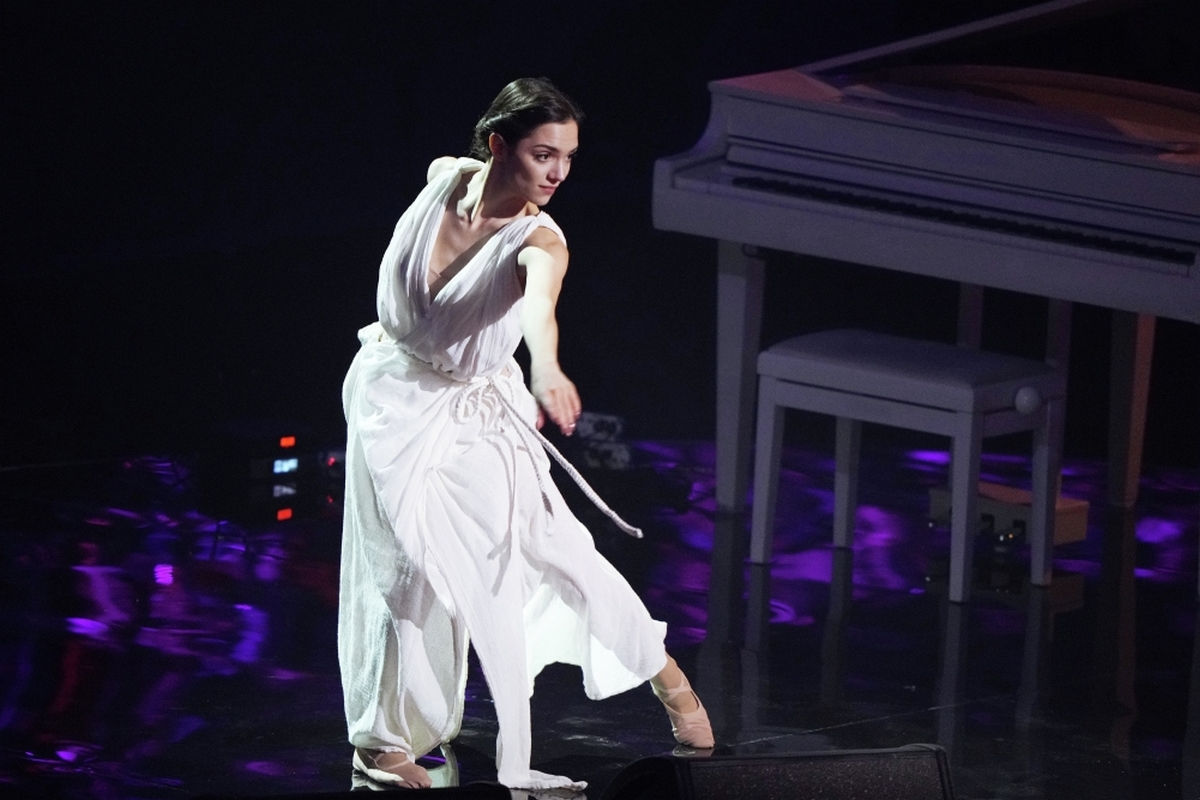 Спортсменка на льду и в жизни: Первый канал покажет нашумевший проект «Медведева против Медведевой»