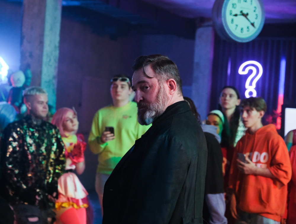 От создателей «Мира! Дружбы! Жвачки!»: на ТНТ выходит криминальная комедия «Дино»