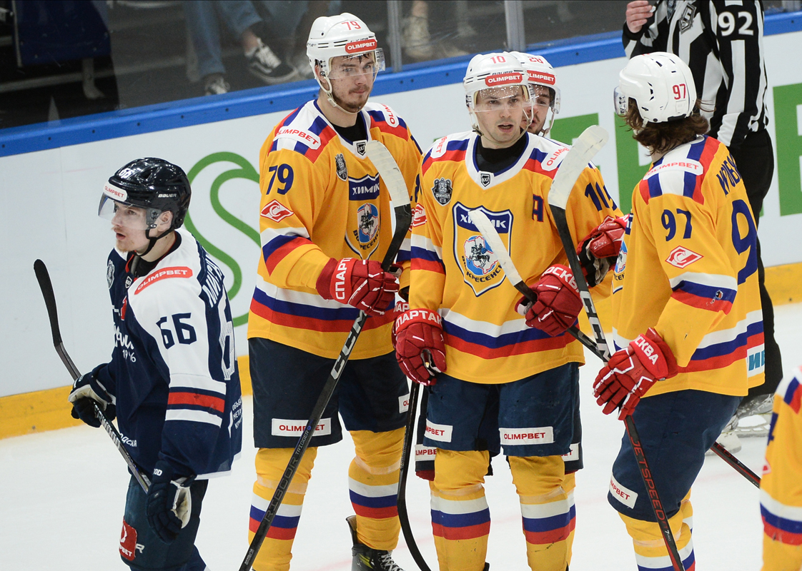 Все продолжится под Москвой: смотрим финал Всероссийской хоккейной лиги «Торпедо-Горький» – «Химик» на канале «Хоккей ТВ» 