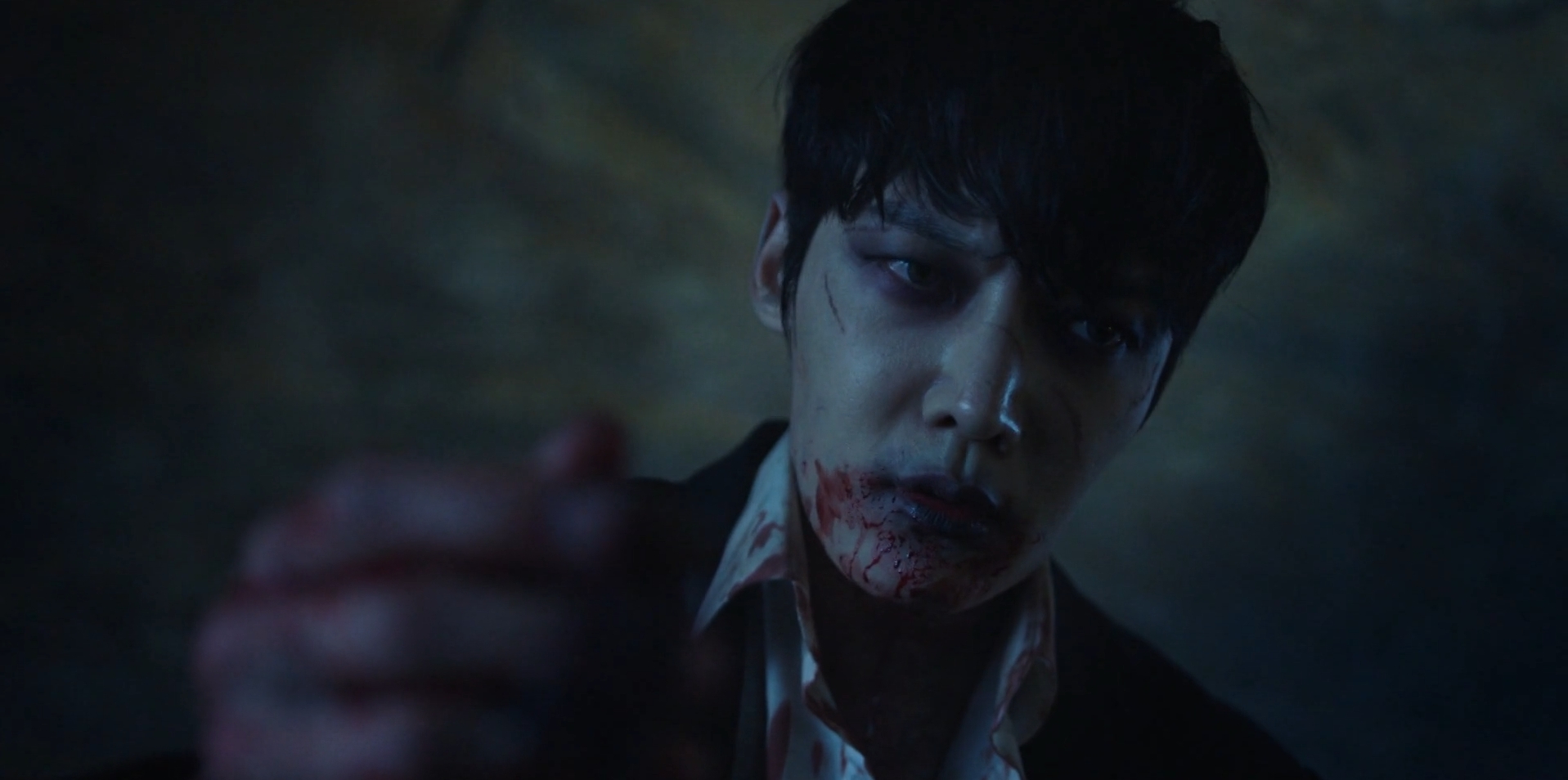 Он просто искал причины своей смерти: с понедельника смотрим дораму «Зомби-детектив» о сыщике-трупе на канале «Премиальное» 