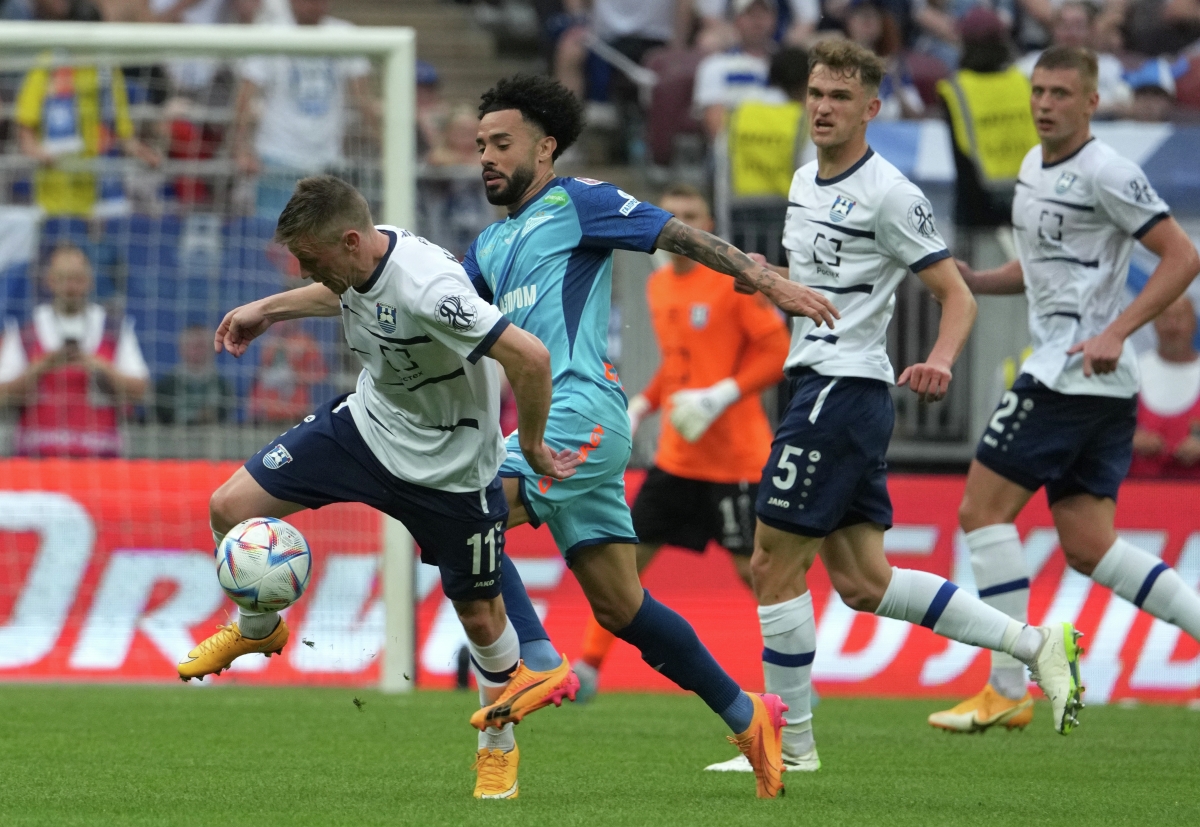 Сильнейшие команды двух лиг России: смотрим игру «Балтика» – «Челябинск» эксклюзивно на канале «Мяч»