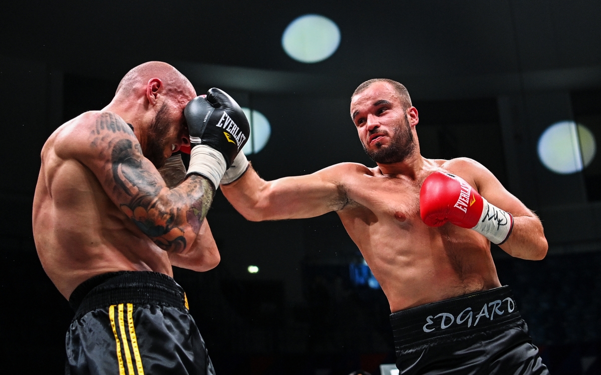 Москвичев против Ганбарова, Айриян выйдет на Махамаджонова: смотрим много профессионального бокса на канале «ТВ Спорт»