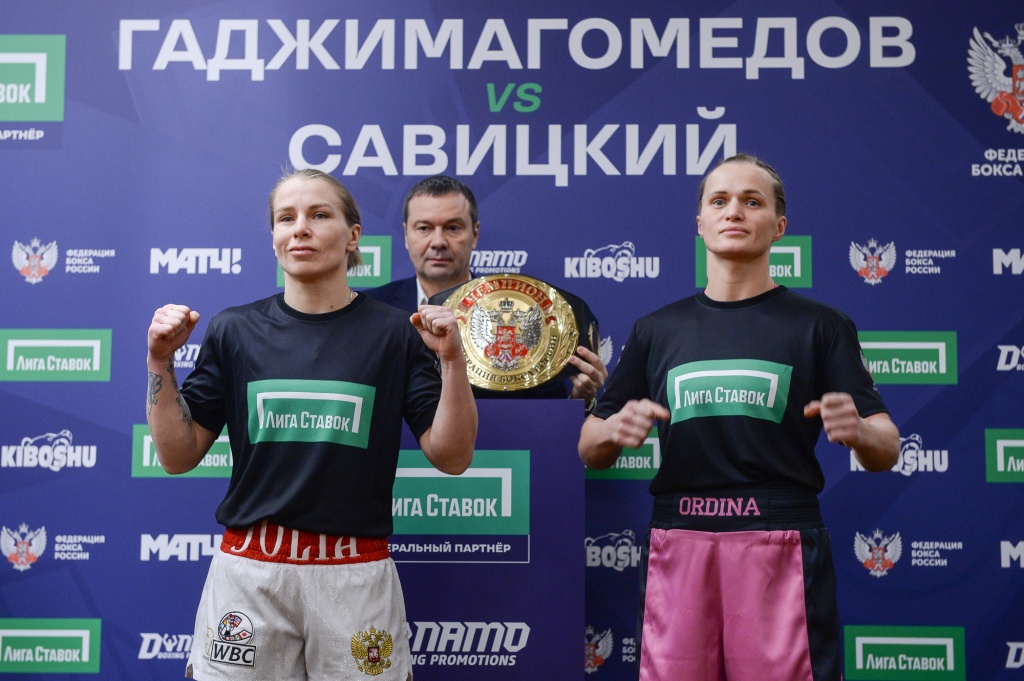 Большие мужики и сильные девушки: болеем за наших боксеров на каналах «Матч ТВ»