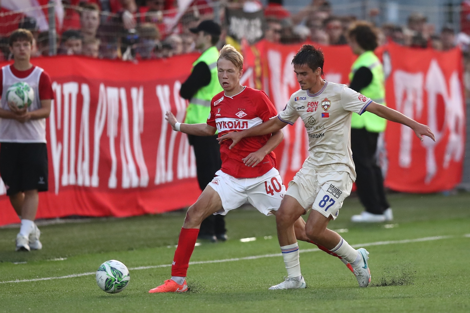 Золотой момент «Зенита» в Казани, супердерби ЦСКА – «Спартак», «Акрон» примет «Краснодар»: игры 29-го тура МФЛ на каналах «Мяч» и «Триколор Спорт»