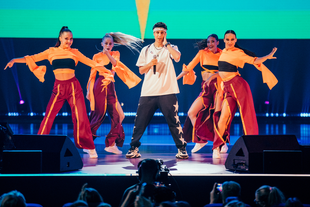 Отмечаем День знаний: «МУЗ-ТВ» покажет концерт «Первоклассный МузОН»