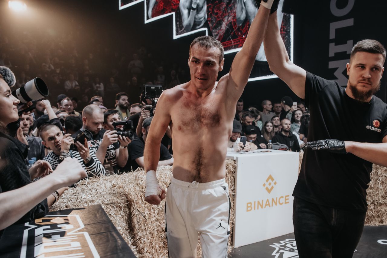 Имеля против Гарри, Кантемир дерется с Каскыром: не пропустите турнир по кулачным боям Top Dog на «ЧЕ!»