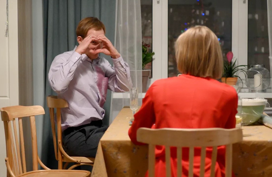  Смотрите в Сети премьеру нового фильма Бориса Хлебникова «Солнечная линия»