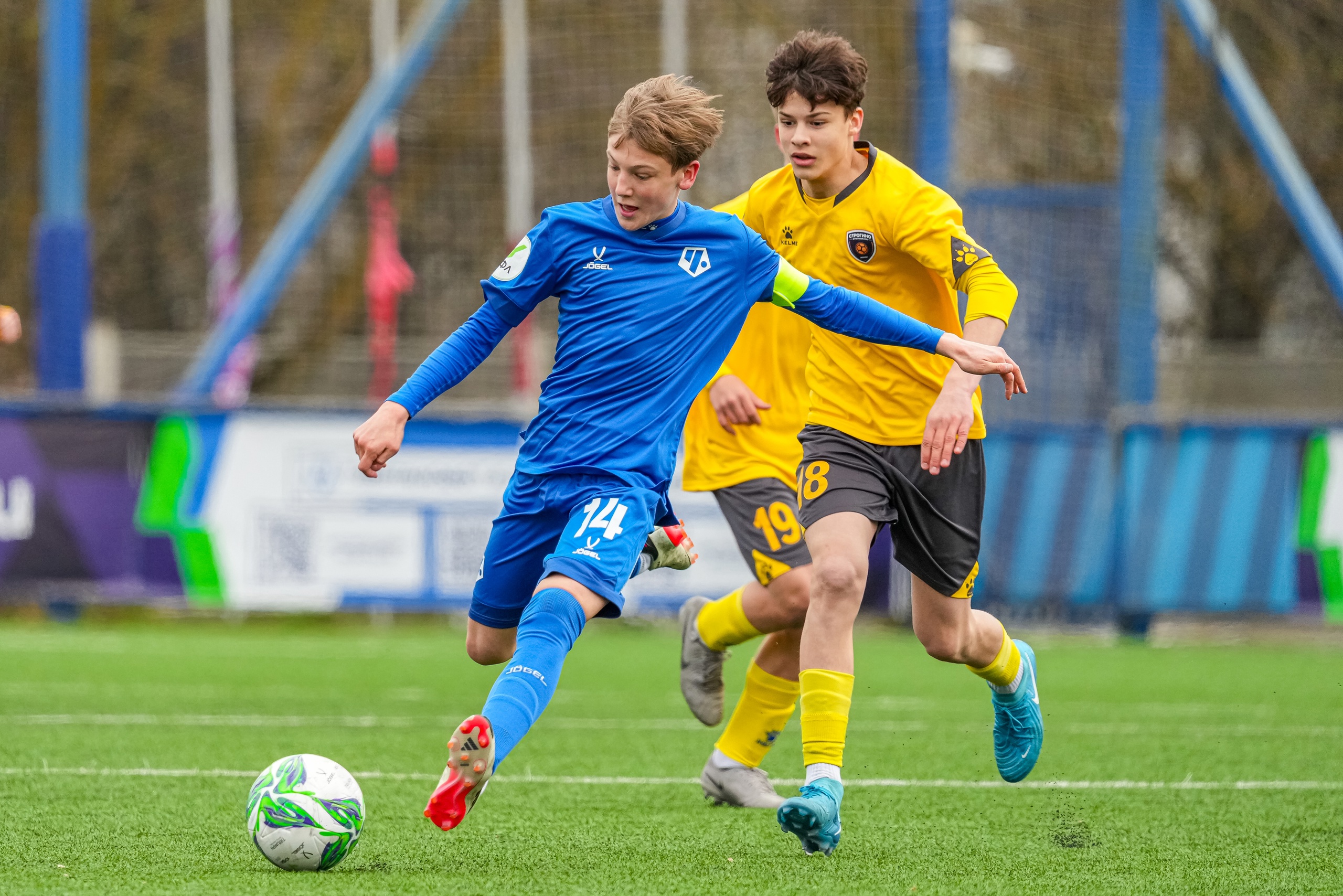 Известные питомники футбольных звезд: смотрим трансляции матчей ЮФЛ «Строгино» – «Мастер-Сатурн» на канале «ТВ Спорт»