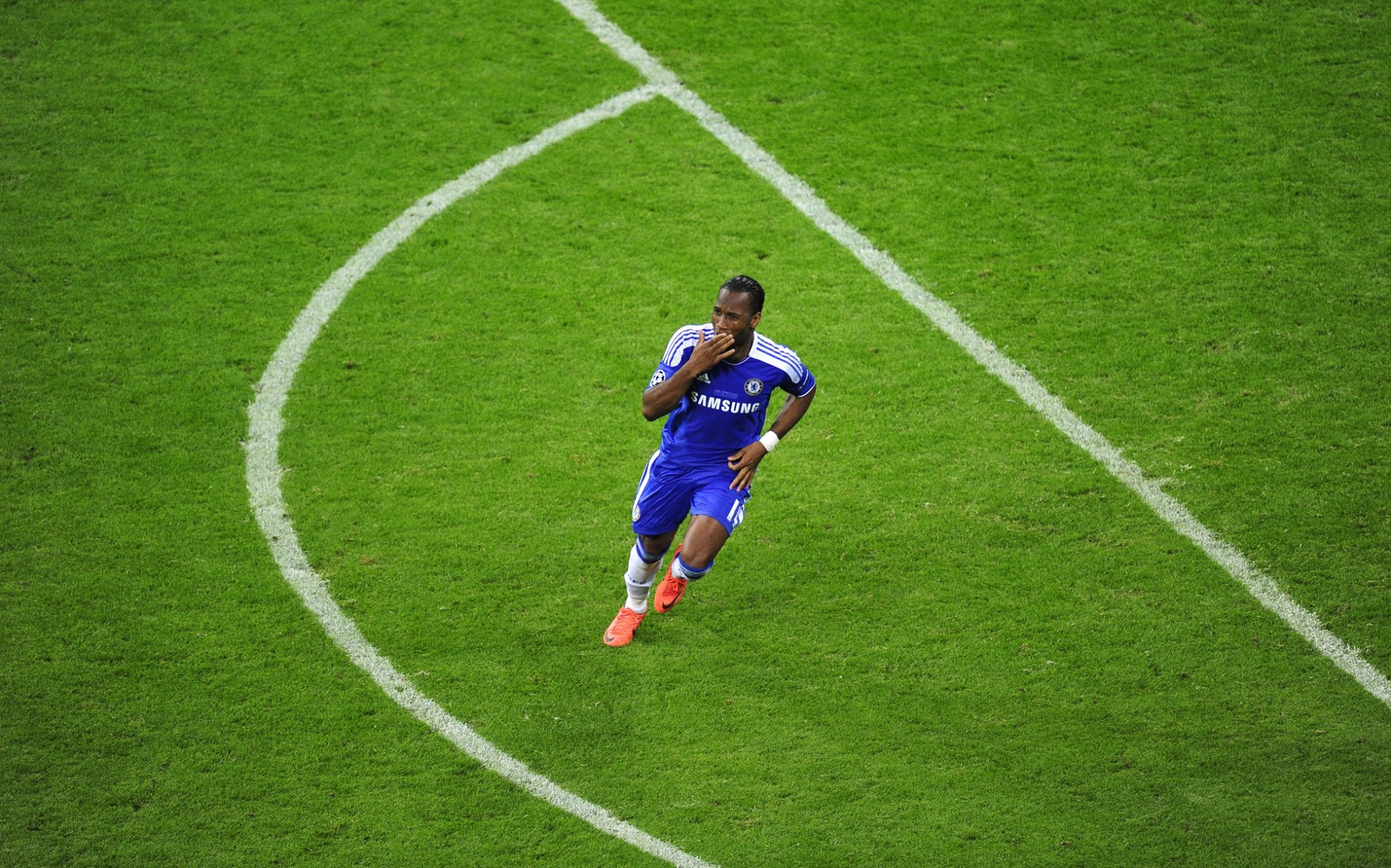 Арсенал и Челси бьются за трофей