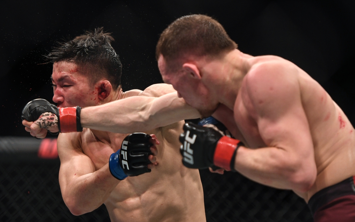 Подробно рассказываем, почему мы будем смотреть супертурнир UFC с Яном, Буллетом, Крыловым и Нурмагомедовым в Абу-Даби вечером в субботу на телеканале «МАТЧ!»