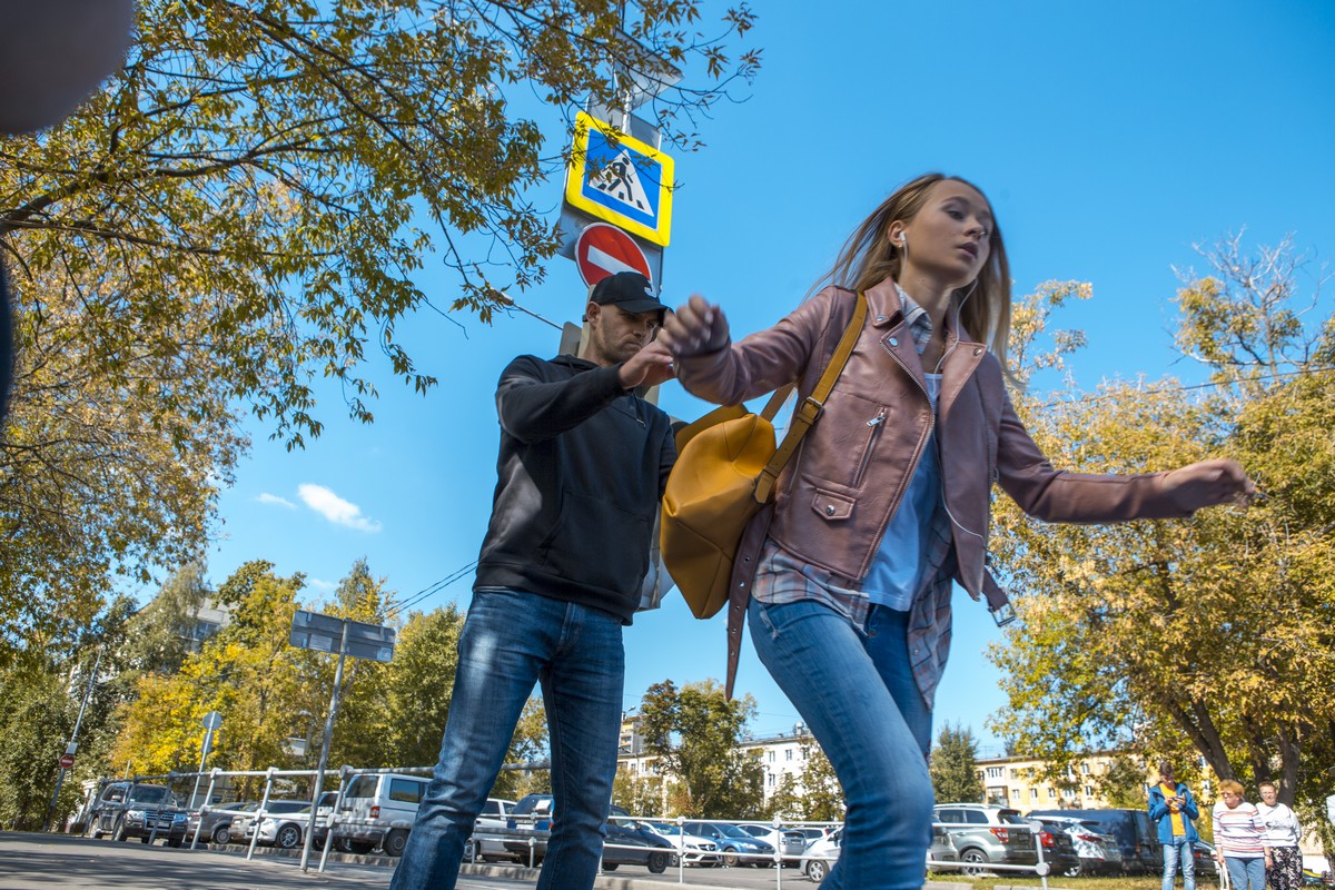 Родные руки: о чем фильм