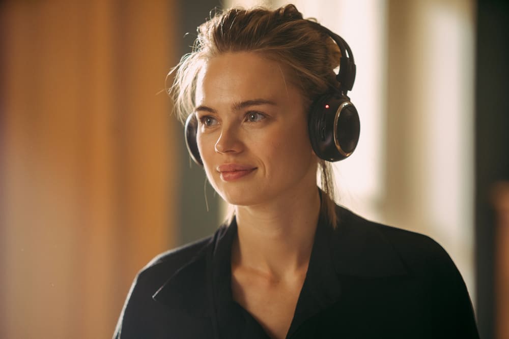 Заглянуть в зеркало: стартовали съемки новой романтической комедии «Сводишь с ума» с Милой Ершовой и Юрием Насоновым